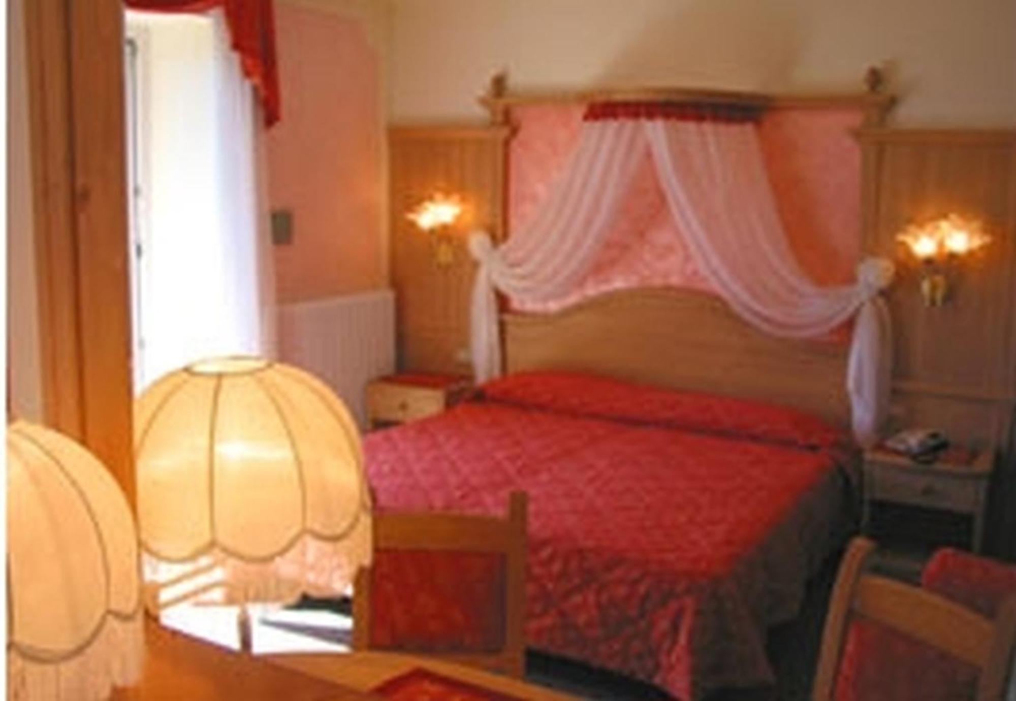 Albergo Stella Alpina Molveno Zimmer foto
