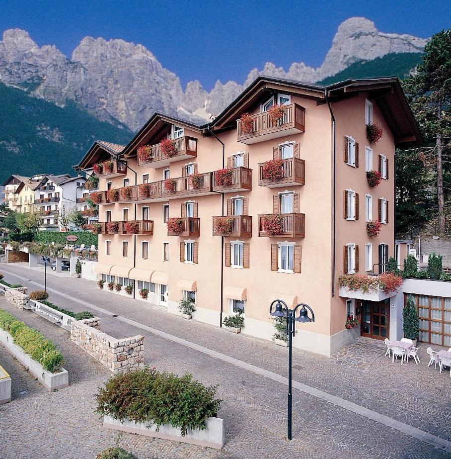 Albergo Stella Alpina Molveno Exterior foto